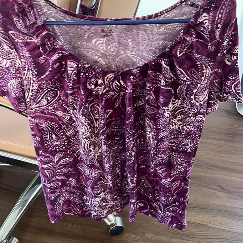 NEW APPROACH WOMEN BLOUSE Preowned